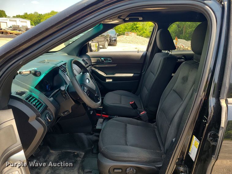 image for item MO9842 2016 Ford Explorer Police Interceptor  SUV