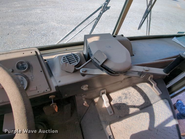 image for item MY9492 1990 Blue Bird  TC2000  school bus