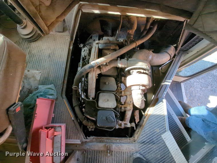 image for item MY9492 1990 Blue Bird  TC2000  school bus