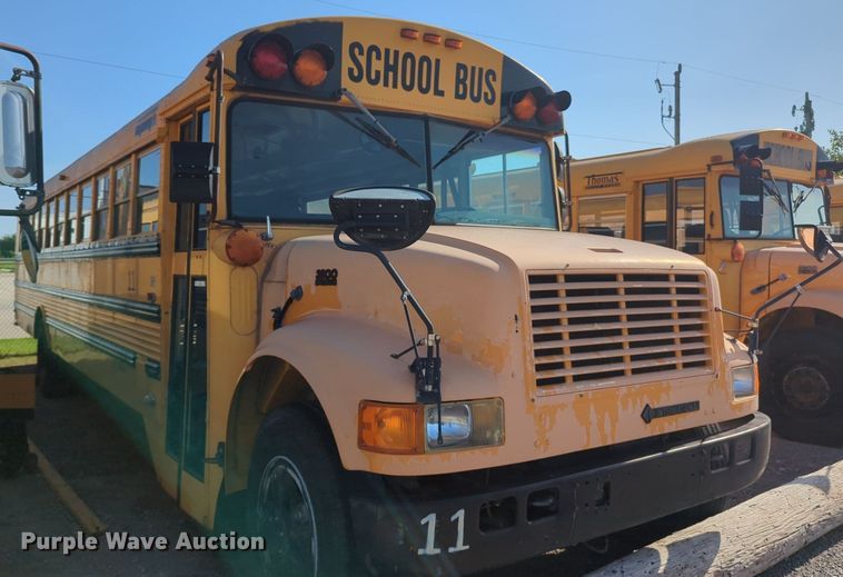 image for item MY9493 1995 Thomas Built 3800  school bus