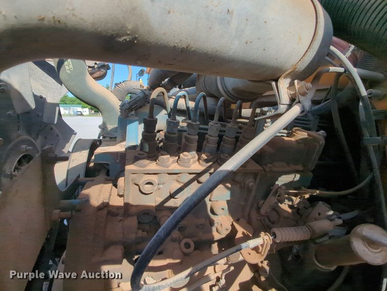 image for item MY9493 1995 Thomas Built 3800  school bus