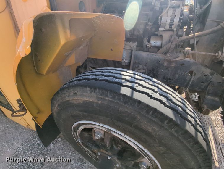 image for item MY9493 1995 Thomas Built 3800  school bus