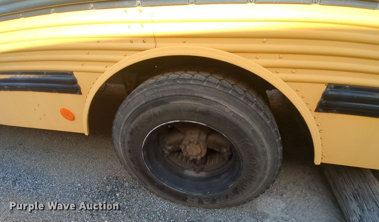 image for item MY9493 1995 Thomas Built 3800  school bus