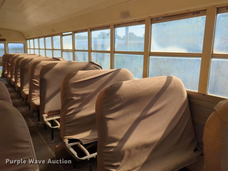 image for item MY9494 1991 International 3800  school bus