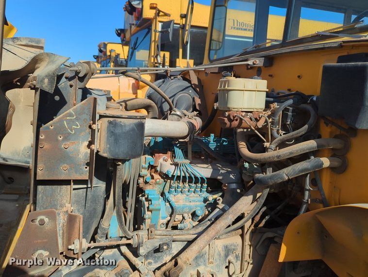 image for item MY9494 1991 International 3800  school bus