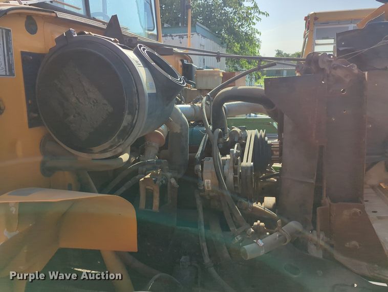 image for item MY9494 1991 International 3800  school bus