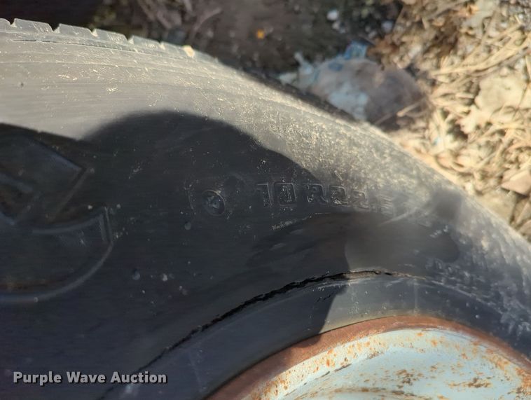 image for item MY9494 1991 International 3800  school bus