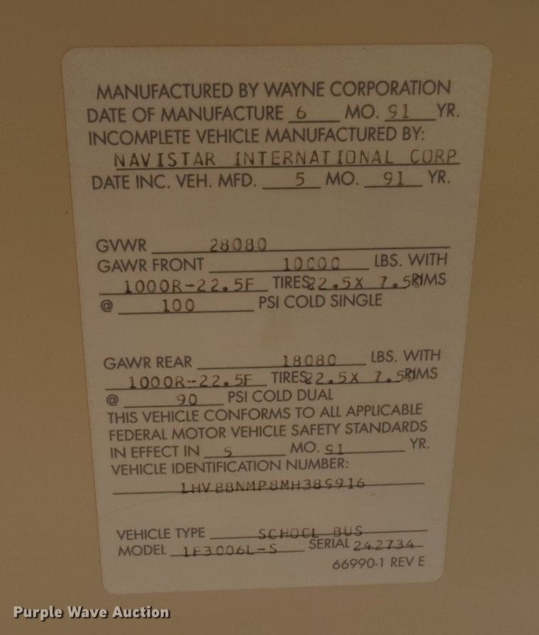 image for item MY9494 1991 International 3800  school bus