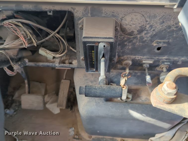 image for item MY9495 1991 International 3800  school bus