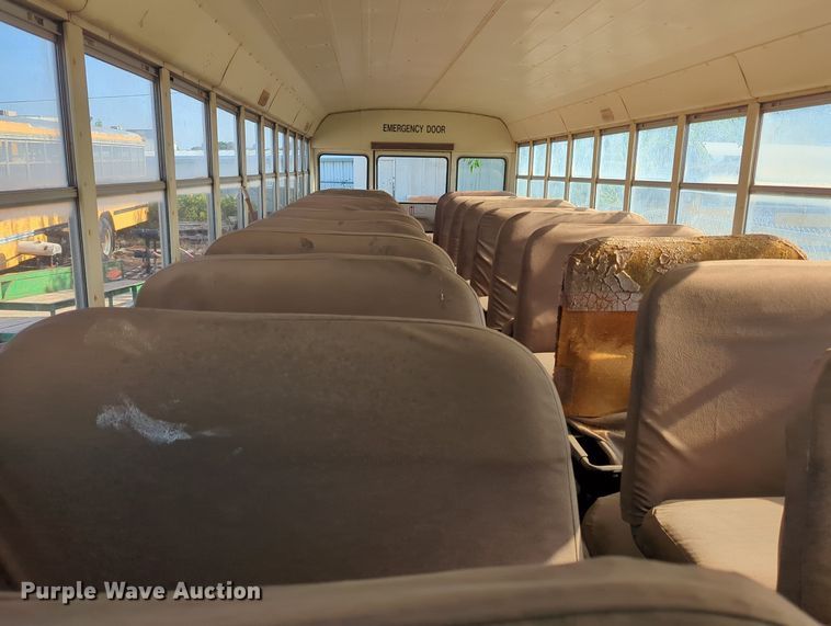 image for item MY9495 1991 International 3800  school bus