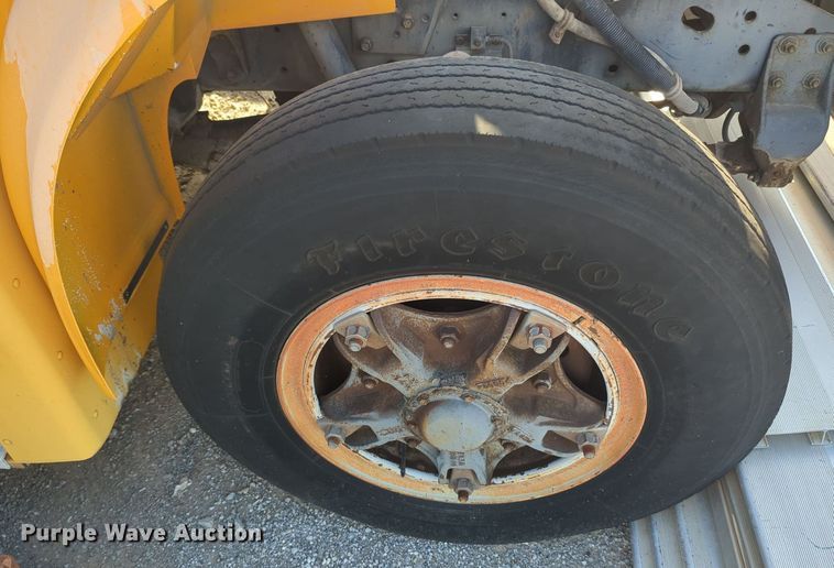 image for item MY9495 1991 International 3800  school bus