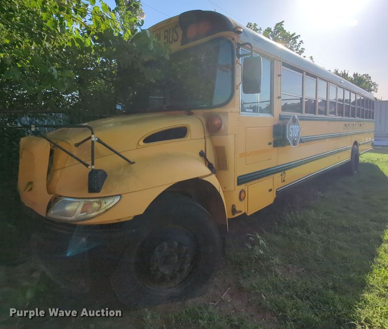 image for item MY9496 2005 International CE  school bus
