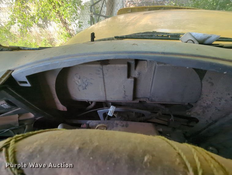 image for item MY9496 2005 International CE  school bus