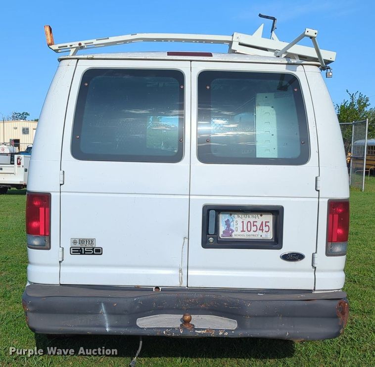image for item MY9497 2003  Ford E150  van