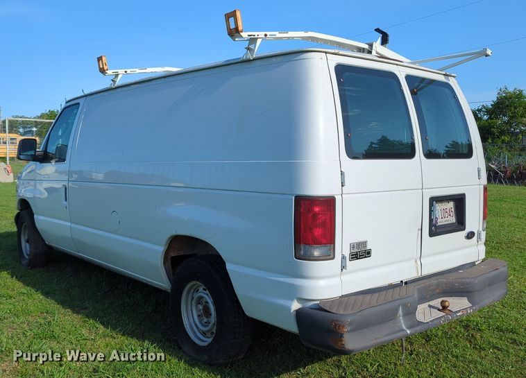 image for item MY9497 2003  Ford E150  van