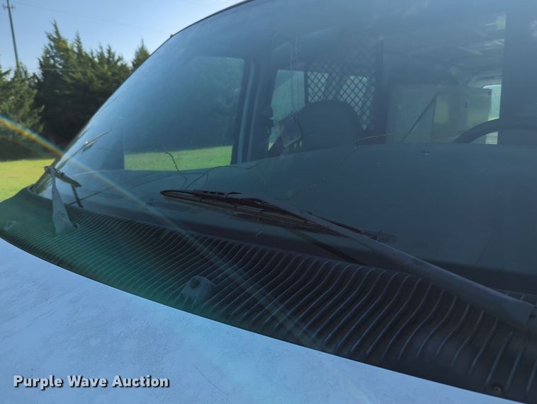 image for item MY9497 2003  Ford E150  van