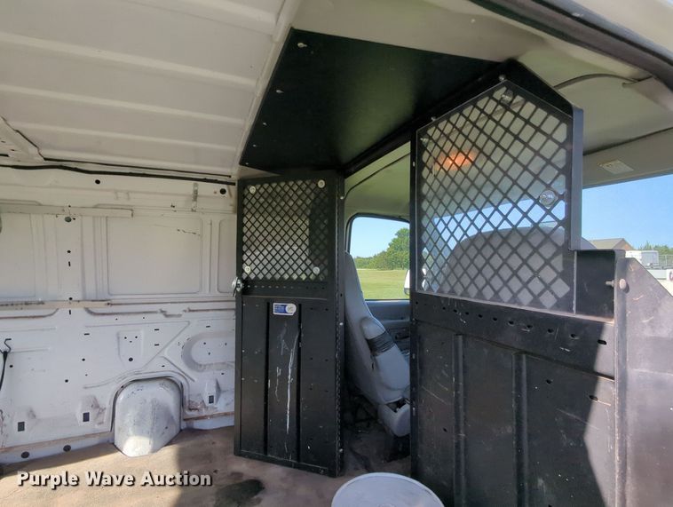 image for item MY9497 2003  Ford E150  van