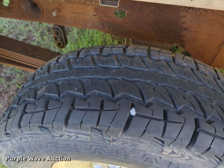 image for item MY9498 1999 Chevrolet Silverado 2500  Ext. Cab pickup truck