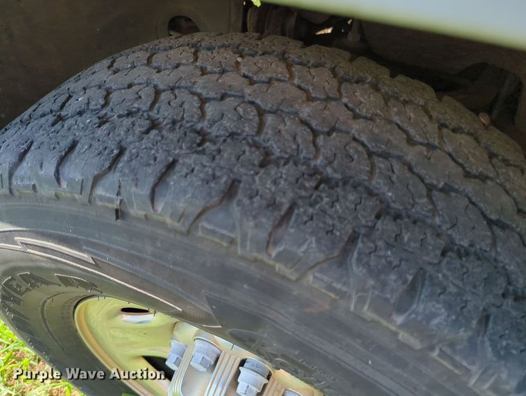 image for item MY9498 1999 Chevrolet Silverado 2500  Ext. Cab pickup truck