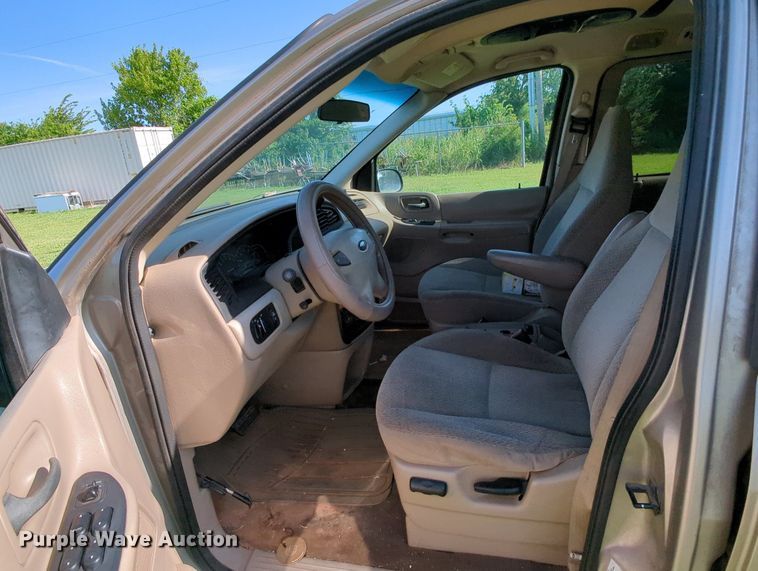 image for item MY9499 2002  Ford Windstar LX  van