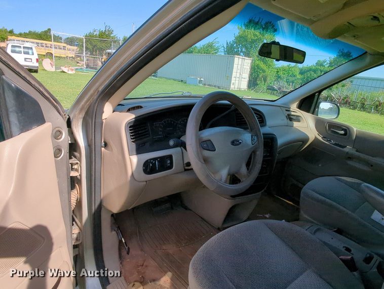 image for item MY9499 2002  Ford Windstar LX  van