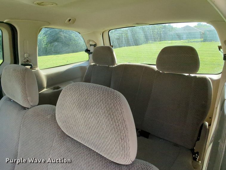 image for item MY9499 2002  Ford Windstar LX  van