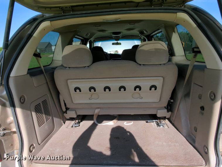 image for item MY9499 2002  Ford Windstar LX  van