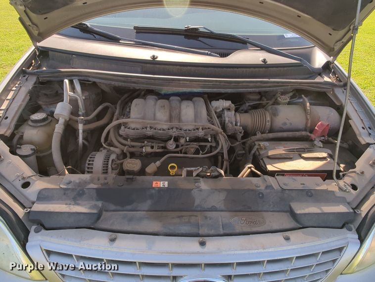 image for item MY9499 2002  Ford Windstar LX  van