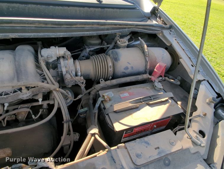 image for item MY9499 2002  Ford Windstar LX  van