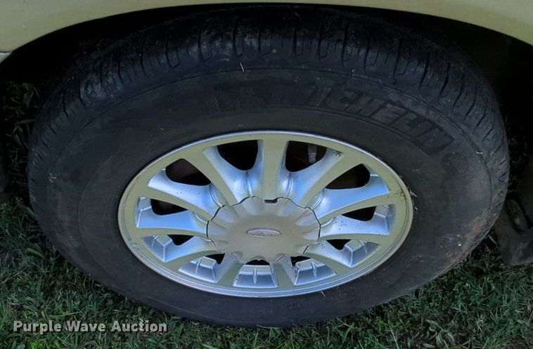 image for item MY9499 2002  Ford Windstar LX  van