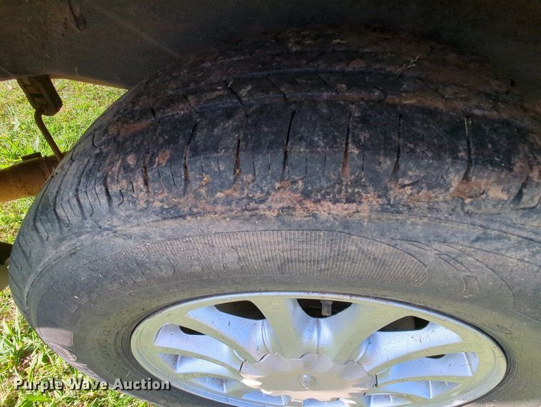 image for item MY9499 2002  Ford Windstar LX  van