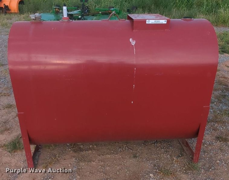 image for item MY9892 Buffalo  tank