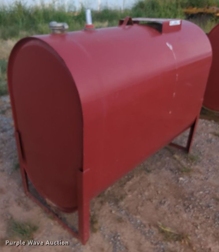 image for item MY9892 Buffalo  tank