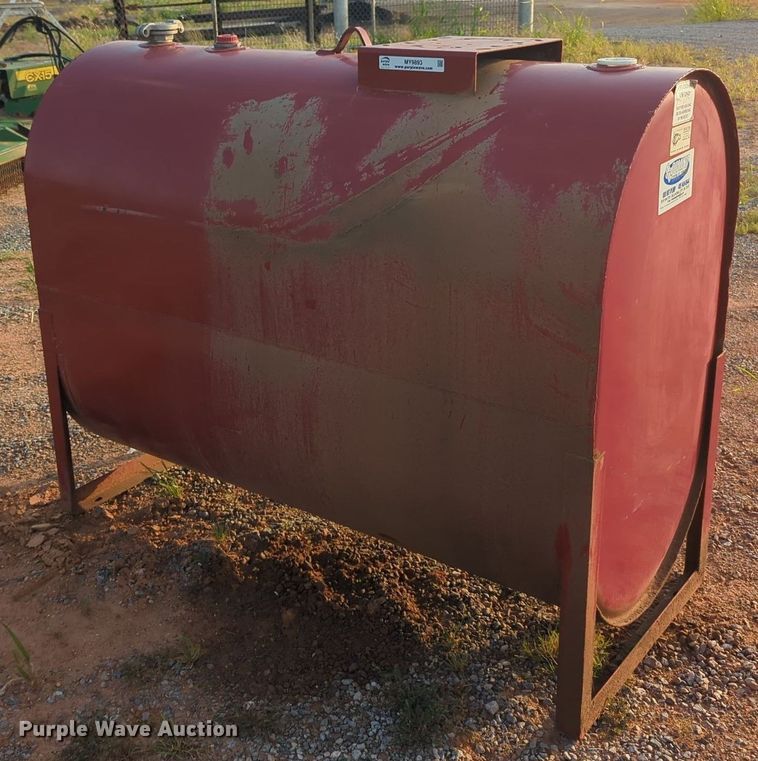 image for item MY9893 Buffalo  tank