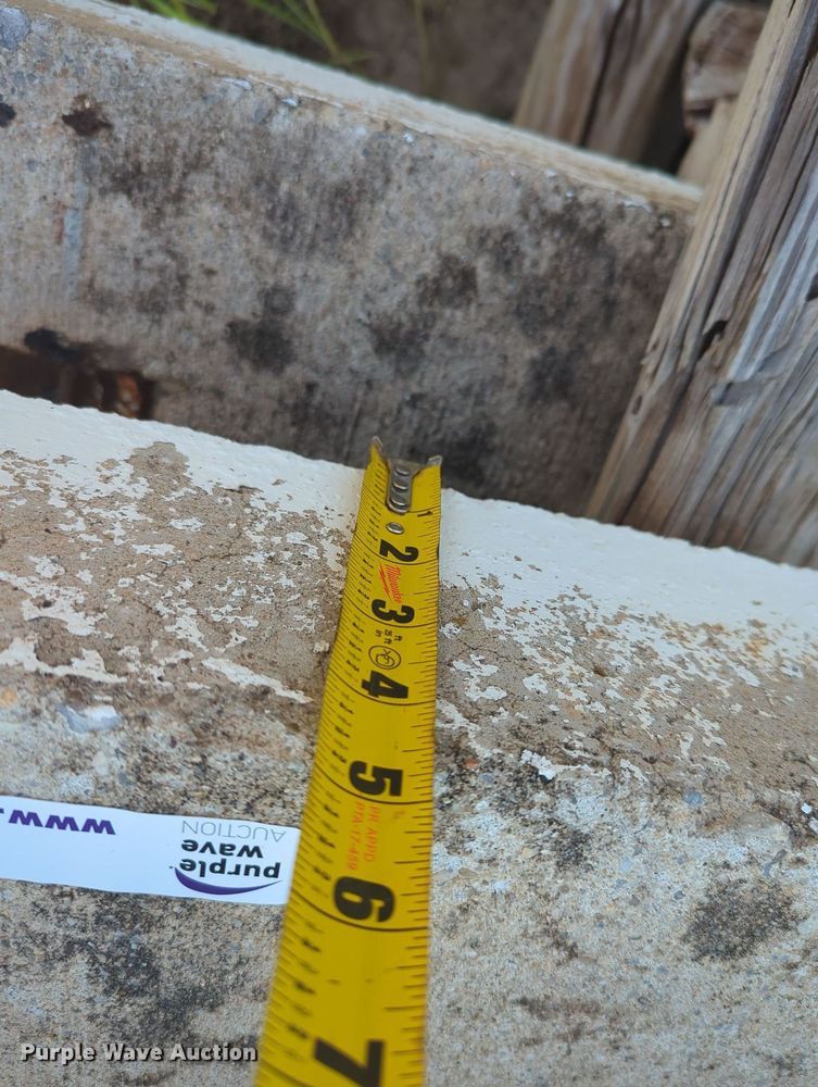 image for item MY9895 (8) concrete slabs