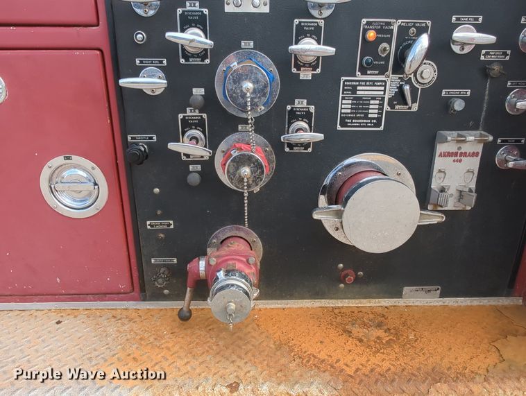 image for item MY9916 1975 Chevrolet  fire truck