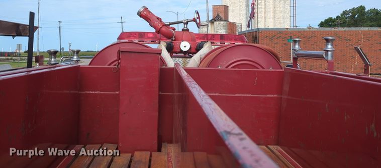 image for item MY9916 1975 Chevrolet  fire truck