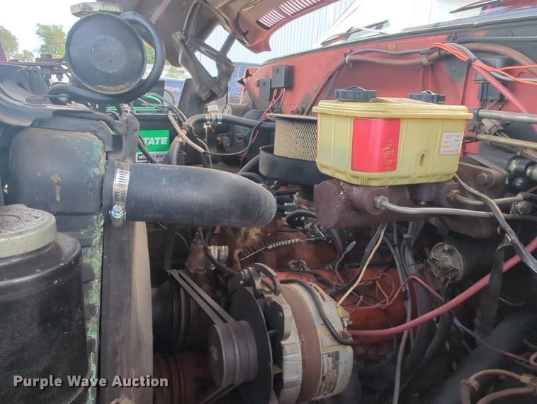 image for item MY9916 1975 Chevrolet  fire truck