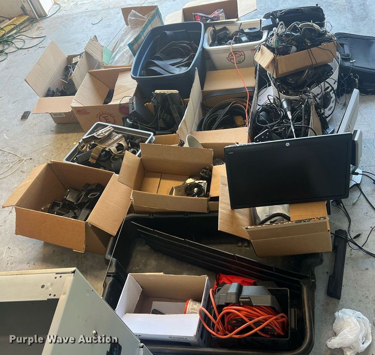 image for item NA9013 Law enforcement equipment