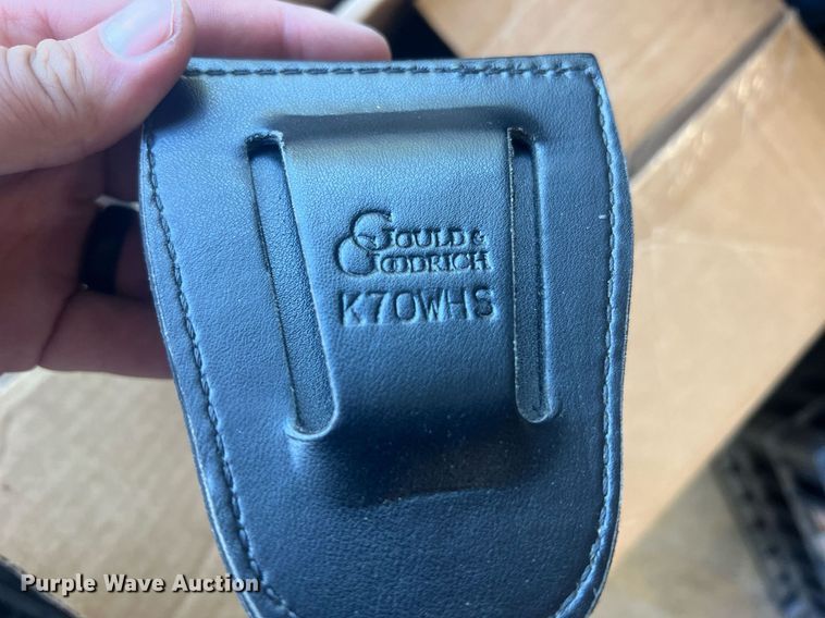 image for item NA9013 Law enforcement equipment