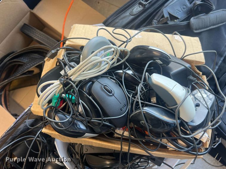 image for item NA9013 Law enforcement equipment