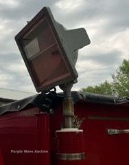 image for item NA9076 1987 Ford F800  pumper fire truck