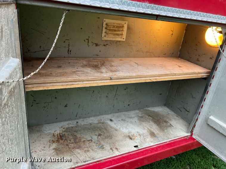 image for item NA9076 1987 Ford F800  pumper fire truck