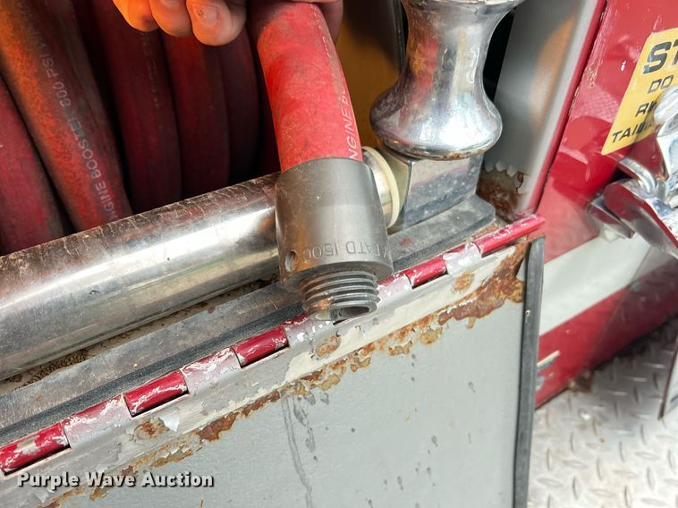 image for item NA9076 1987 Ford F800  pumper fire truck