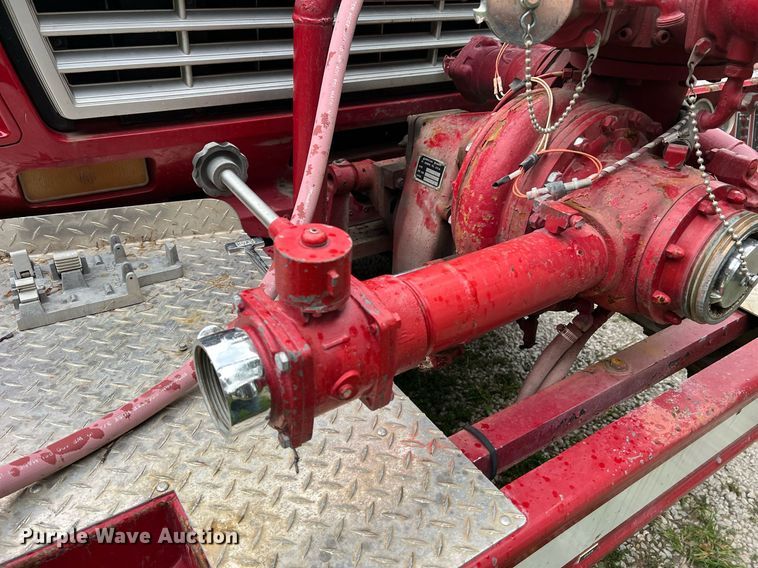 image for item NA9076 1987 Ford F800  pumper fire truck