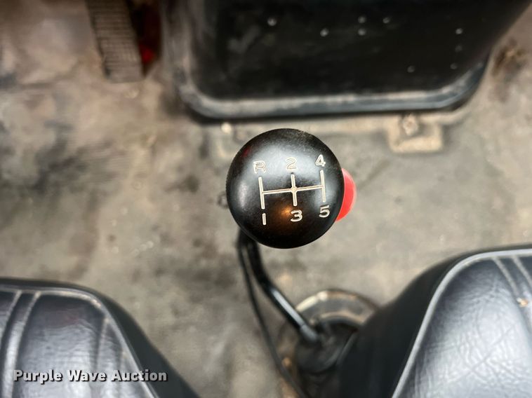 image for item NA9076 1987 Ford F800  pumper fire truck