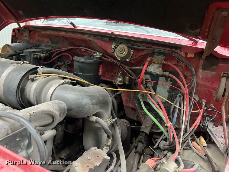 image for item NA9076 1987 Ford F800  pumper fire truck