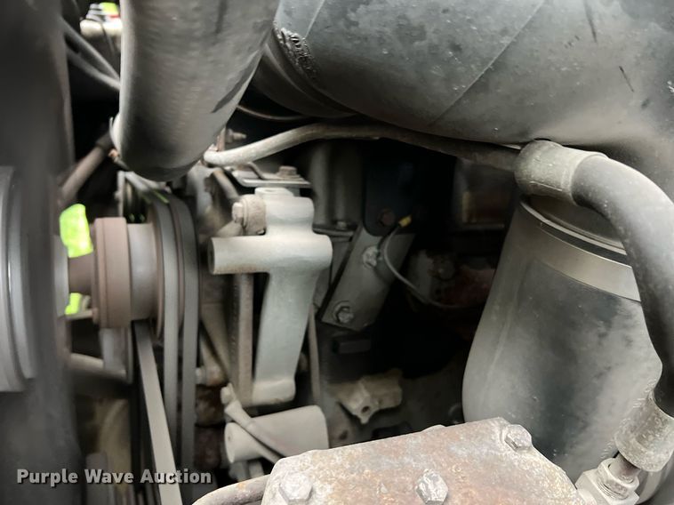 image for item NA9076 1987 Ford F800  pumper fire truck