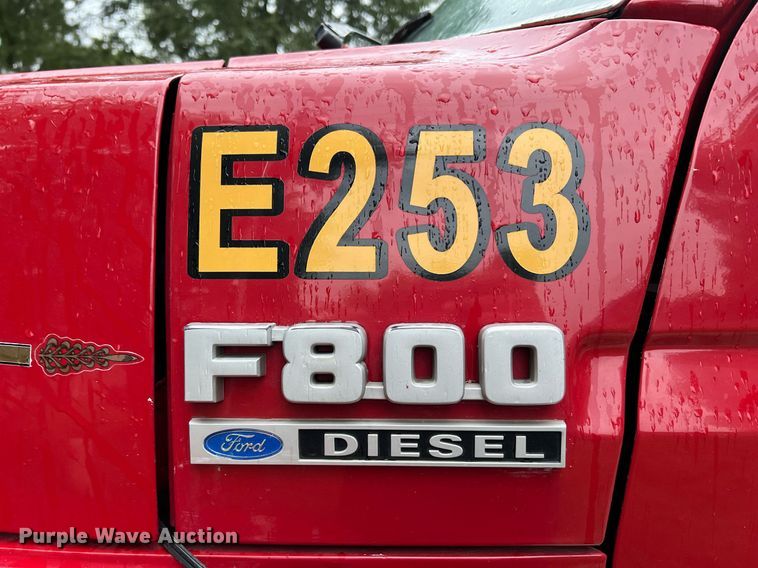 image for item NA9076 1987 Ford F800  pumper fire truck