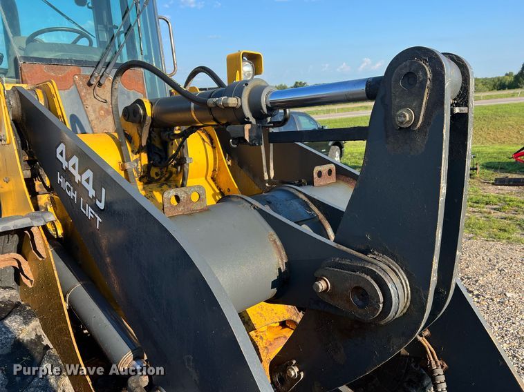 image for item NA9083 2007 John Deere 444J  high lift wheel loader